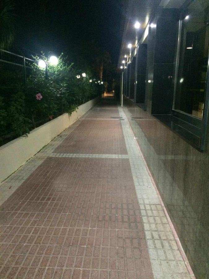 Apartamento Las Gondolas Playa Almunecar Bagian luar foto