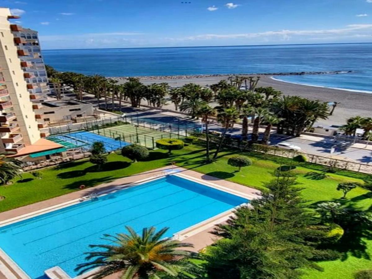 Apartamento Las Gondolas Playa Almunecar Bagian luar foto